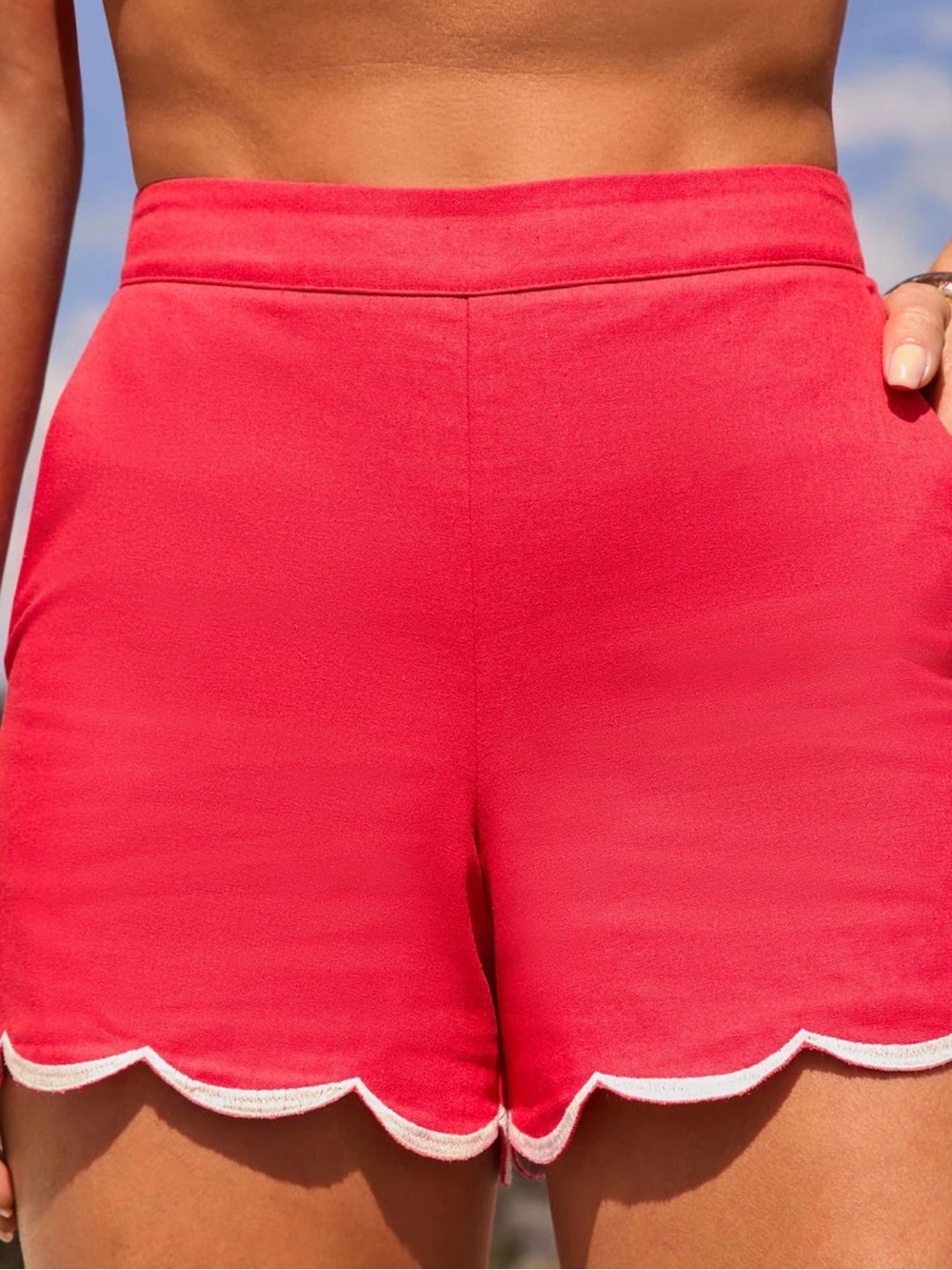 VICI Women's Scallop Hem Red Shorts